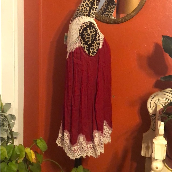 red lace dress - Picture 4 of 8